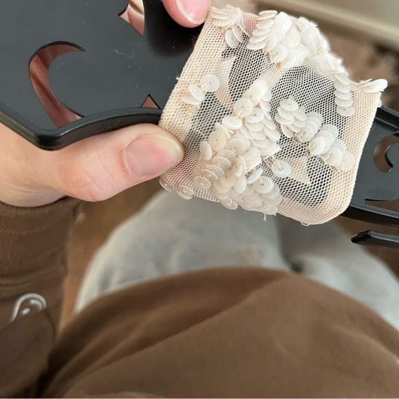 Mac Duggual Sequined Scallop Ruffle Tiered V Neck 9162 Gown - Blush Size 22 NWT - Picture 6 of 10